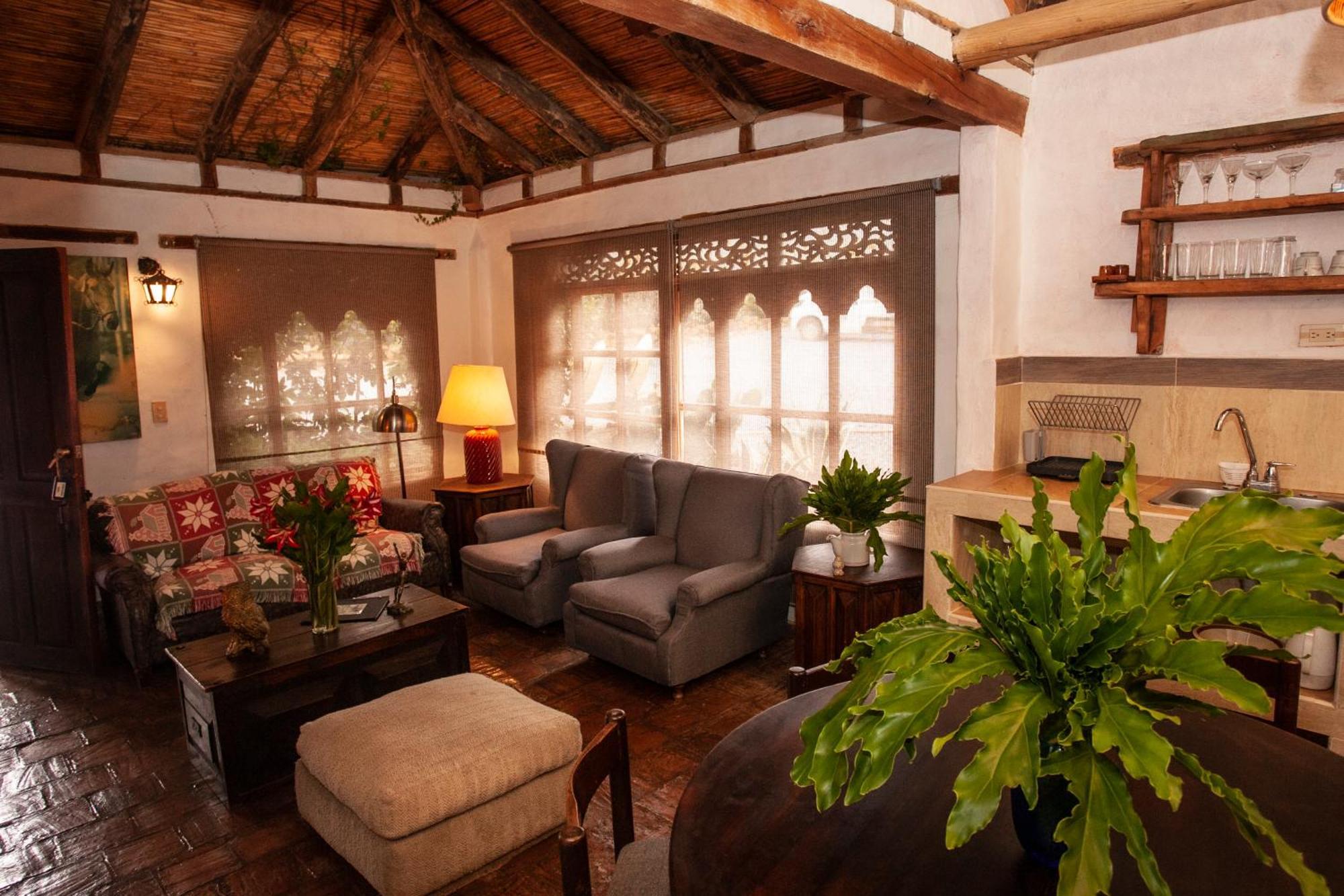 Hacienda Flamingo Country house